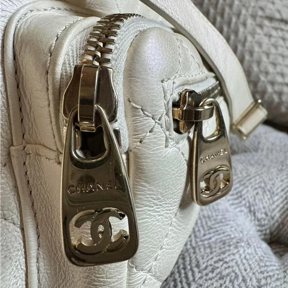 Price is FIRM✨Chanel All About Waist bumbag - Picture 6 of 16